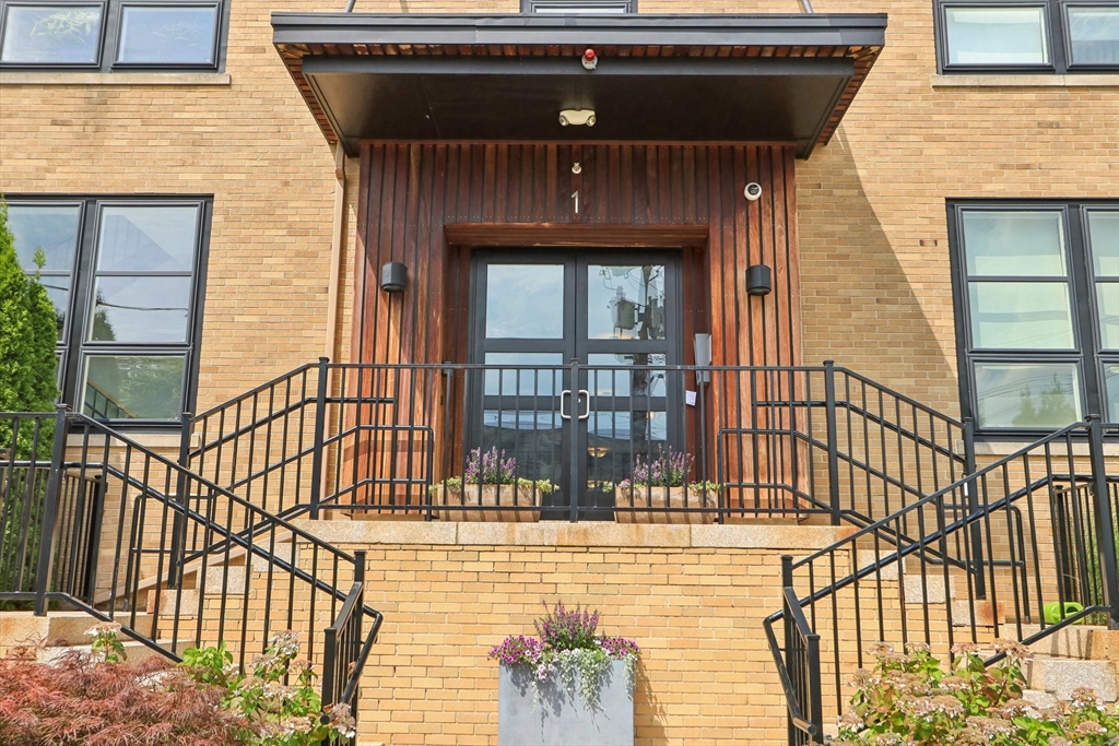 1 Saint Clare Road # 9