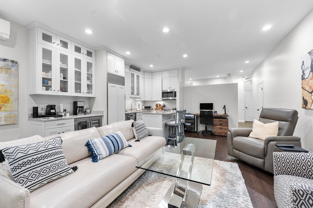 150 Appleton Street # 1D