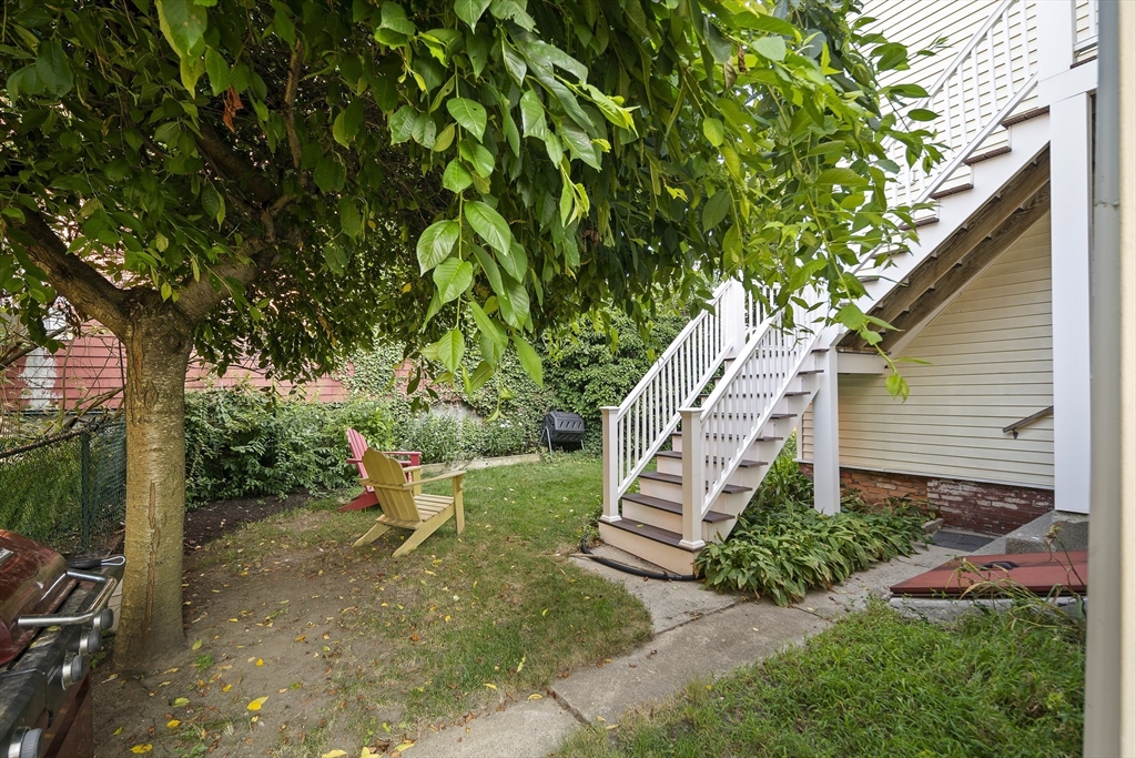 111 Bartlett # 1