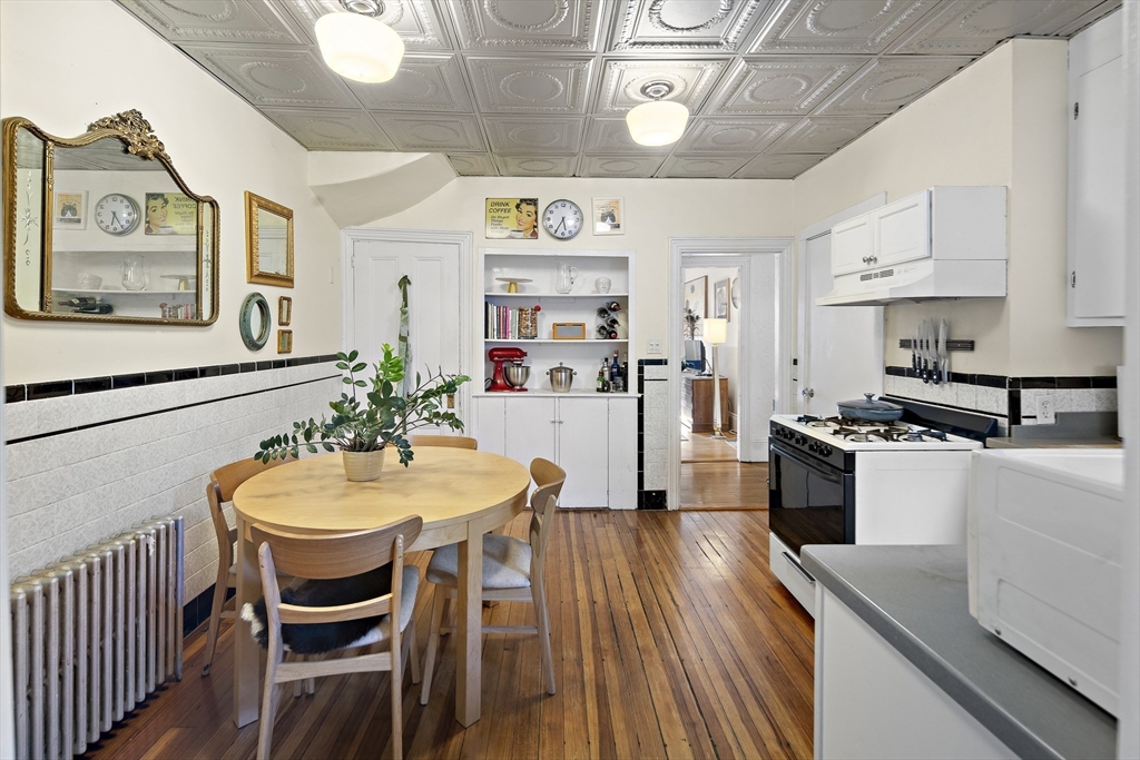 111 Bartlett # 1