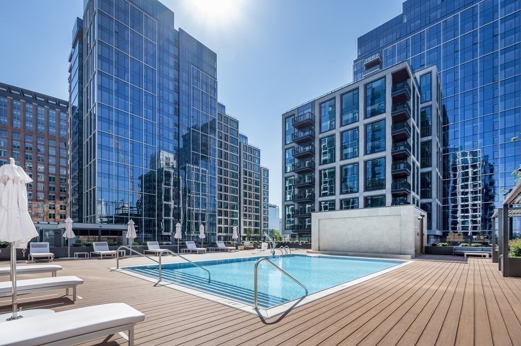 133 Seaport Boulevard # 918
