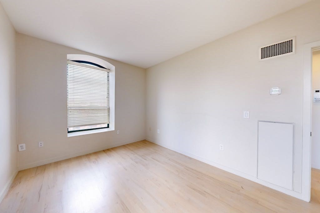 755 Boylston Street # 404