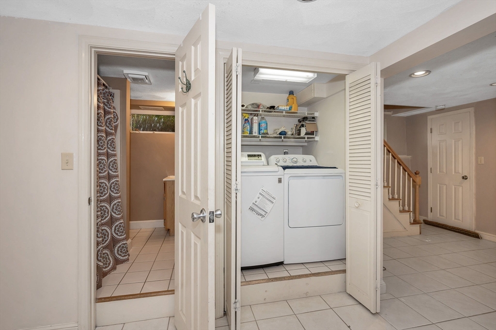 12 Norval Avenue