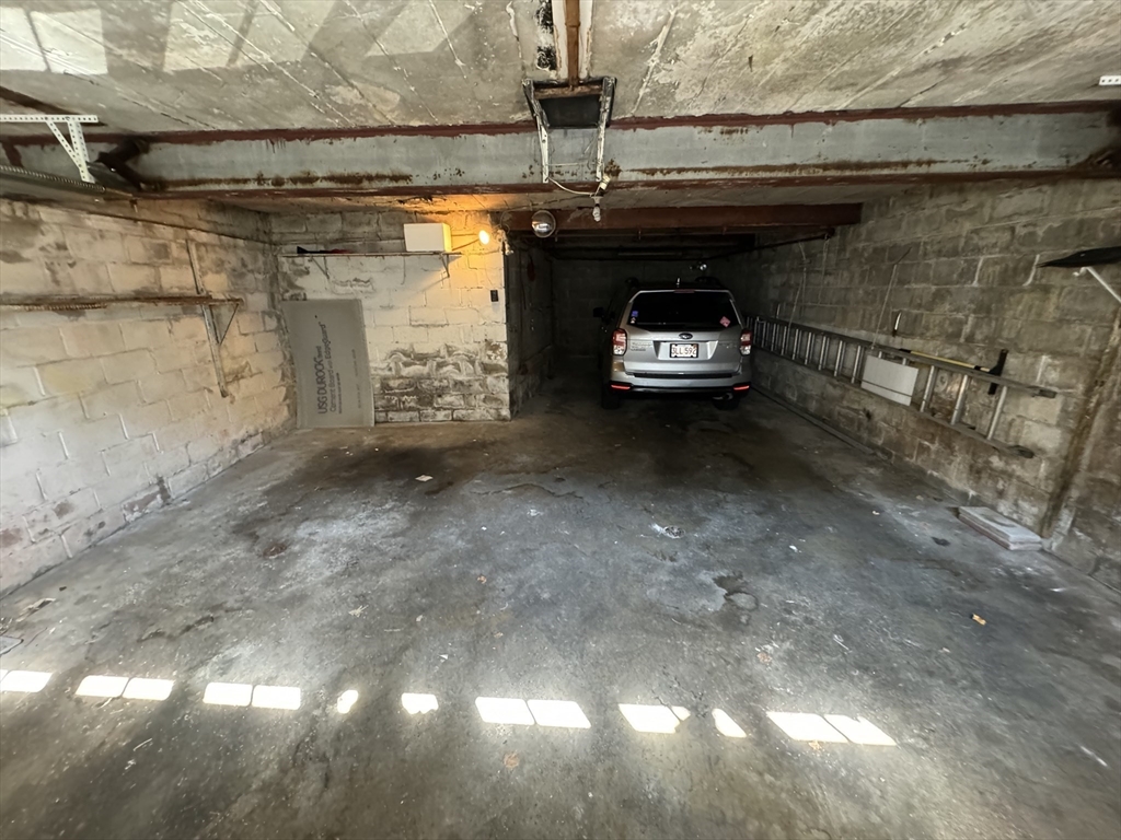 133 Mt Vernon St # 2