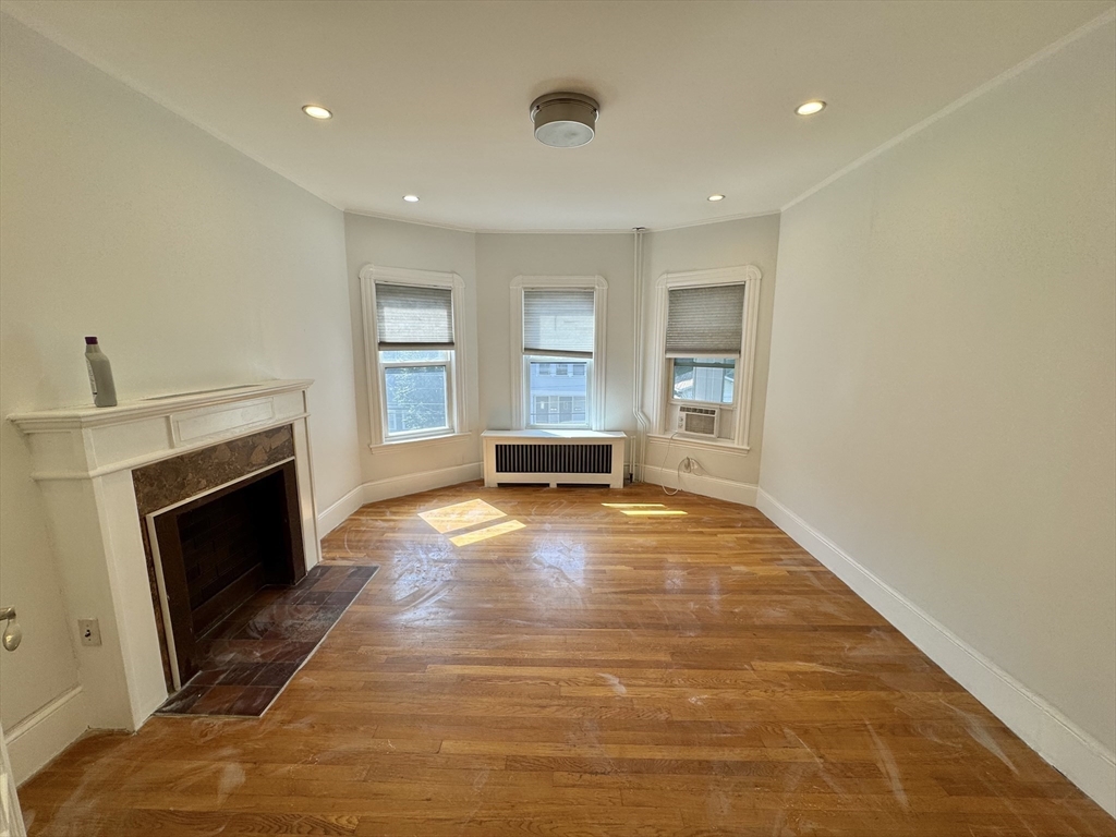 133 Mt Vernon St # 2
