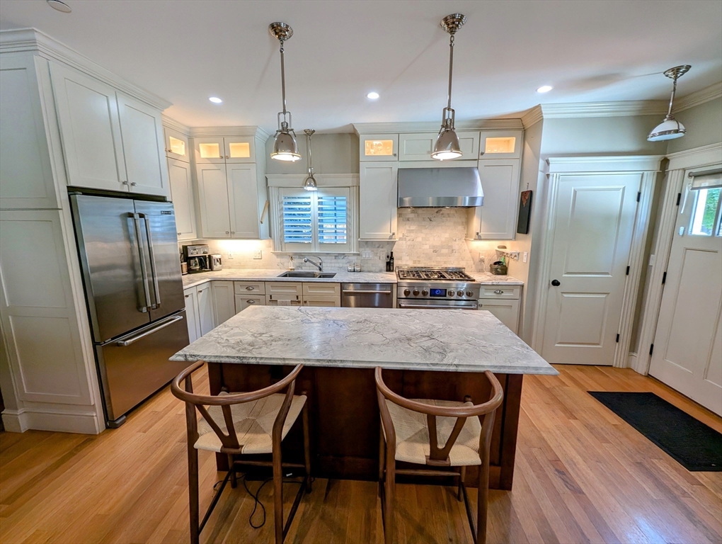 15 Florence St # 15