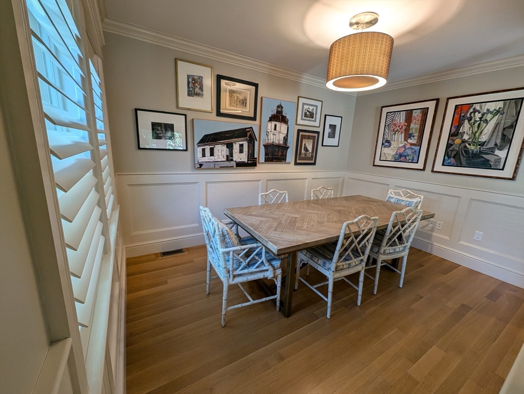 15 Florence St # 15