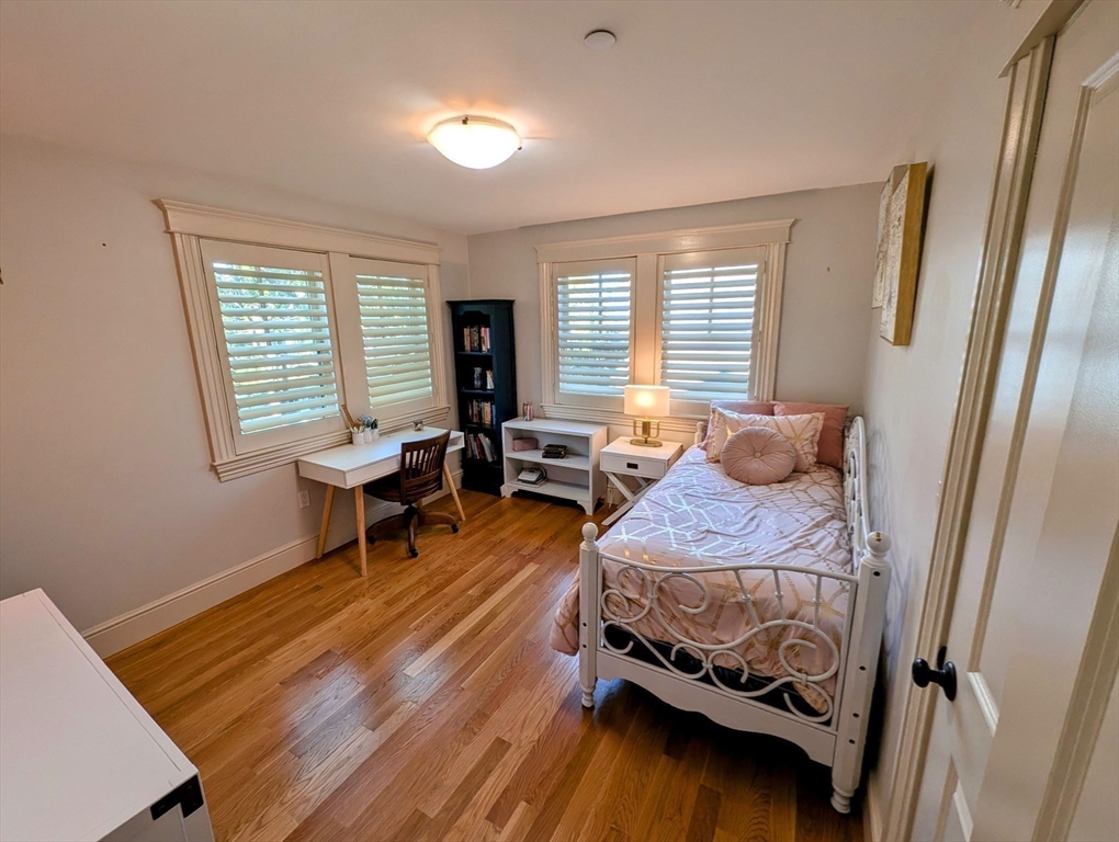 15 Florence St # 15