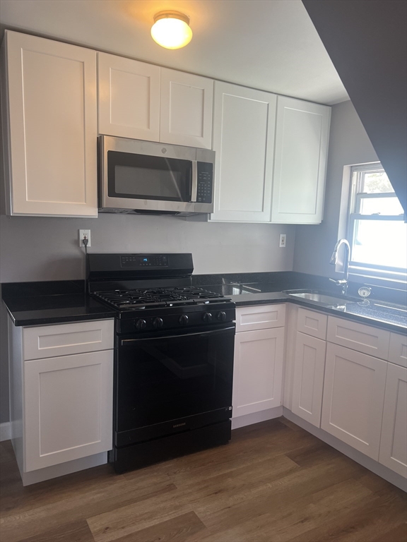 589 Park St # 3