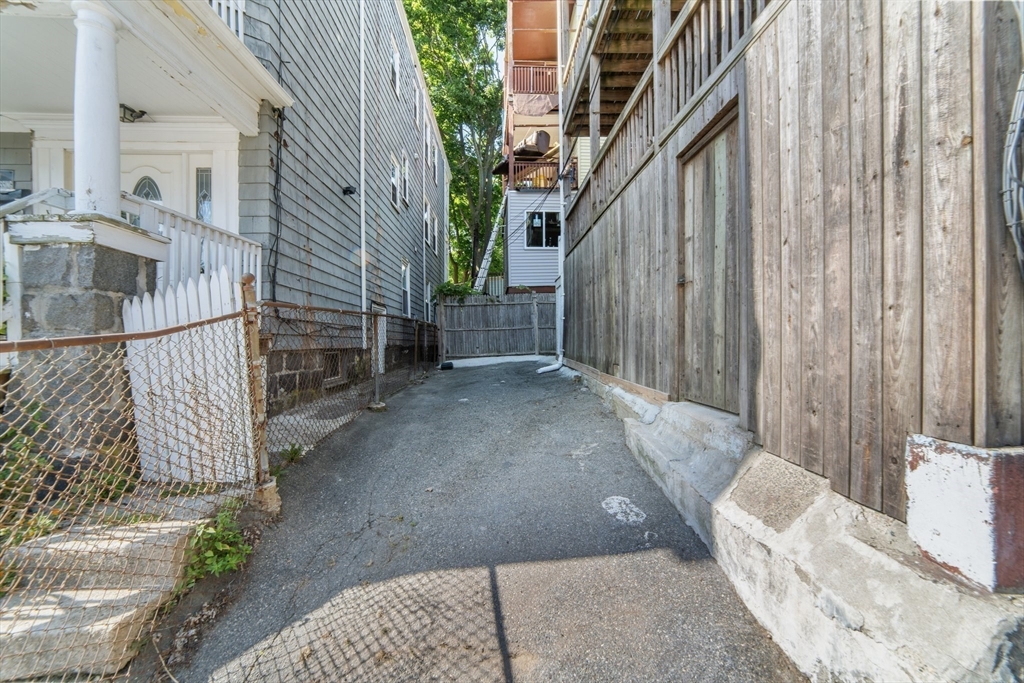 205 Hamilton Street