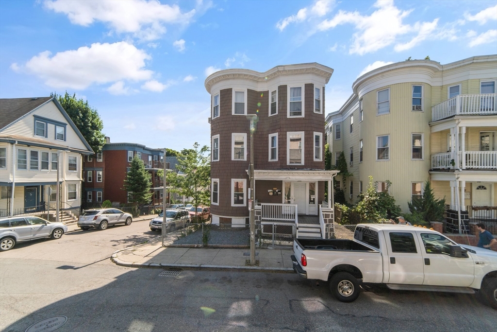 205 Hamilton Street