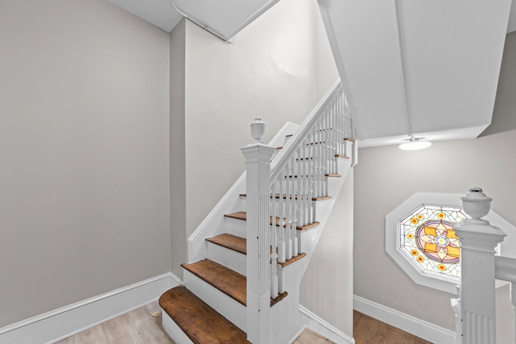 16-18 Bloomfield Street