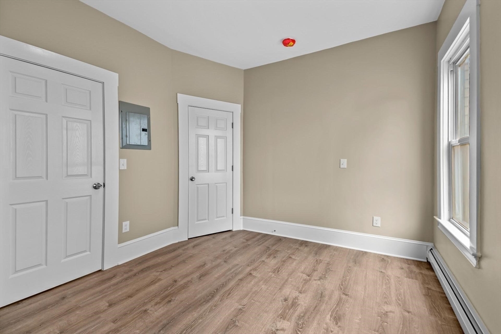 16-18 Bloomfield Street