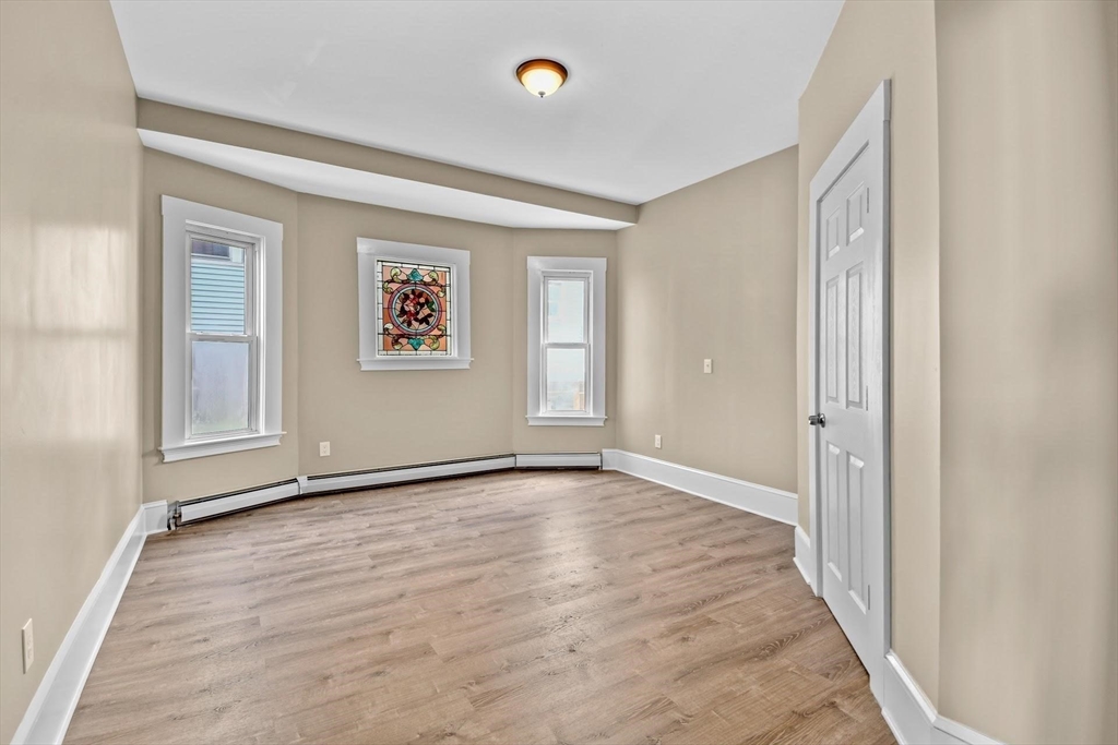 16-18 Bloomfield Street