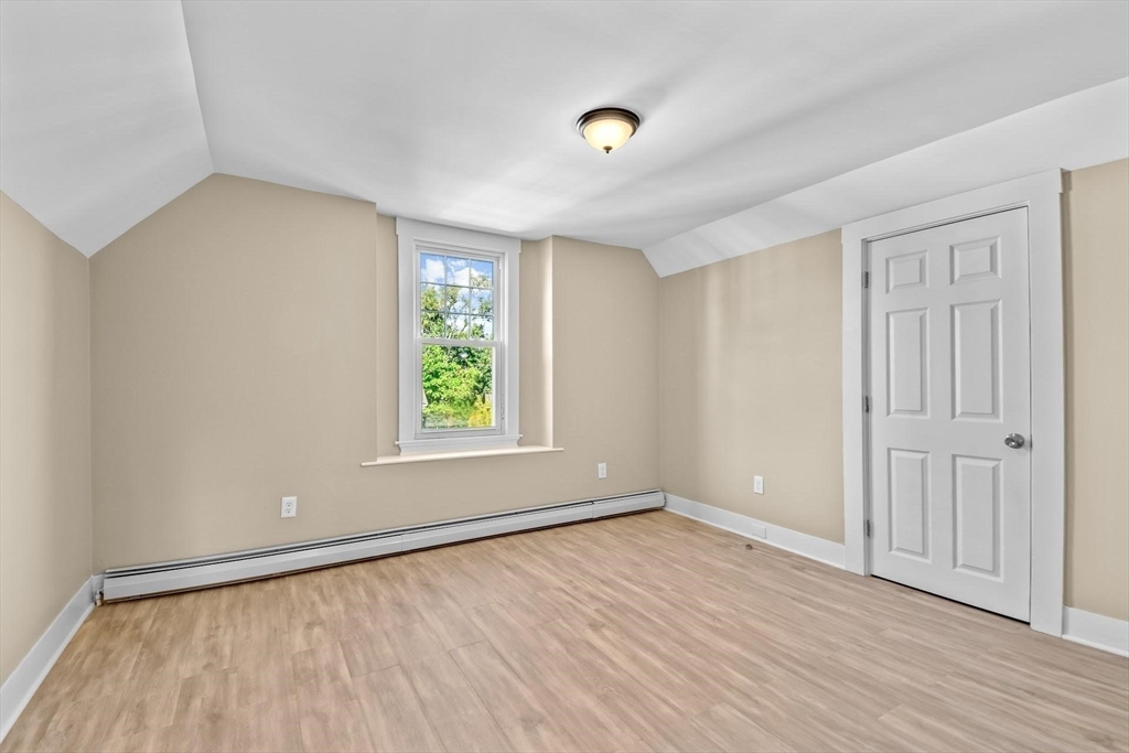 16-18 Bloomfield Street