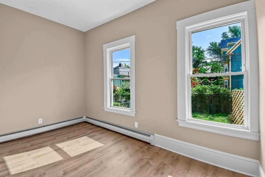 16-18 Bloomfield Street