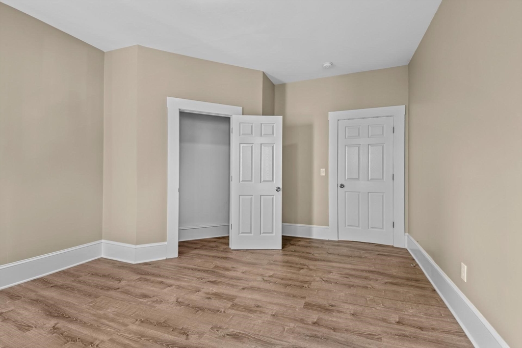 16-18 Bloomfield Street