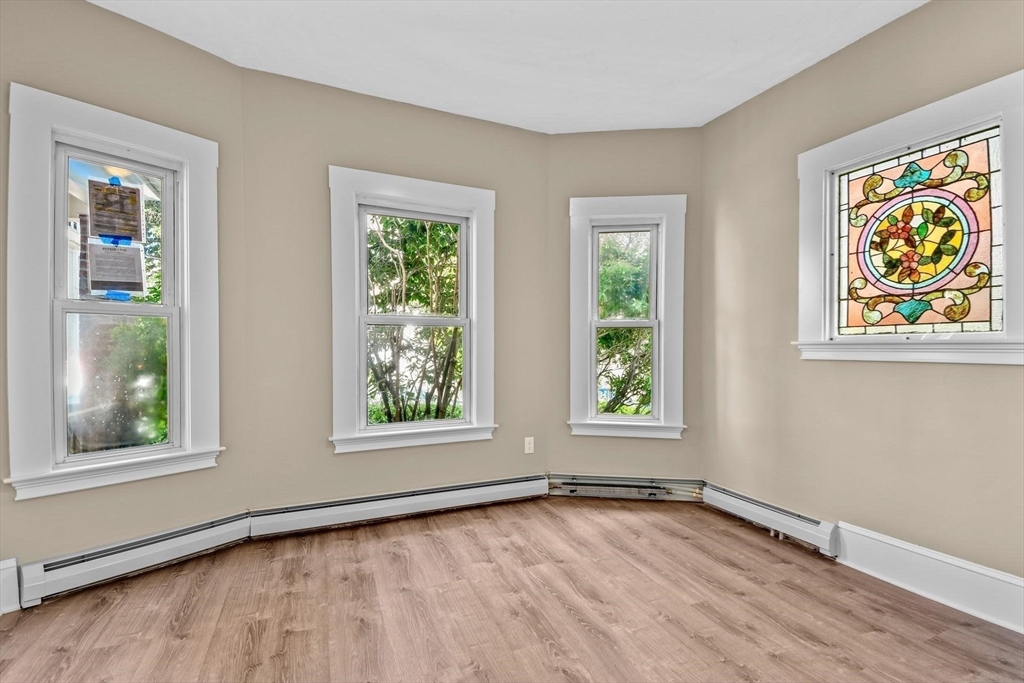 16-18 Bloomfield Street