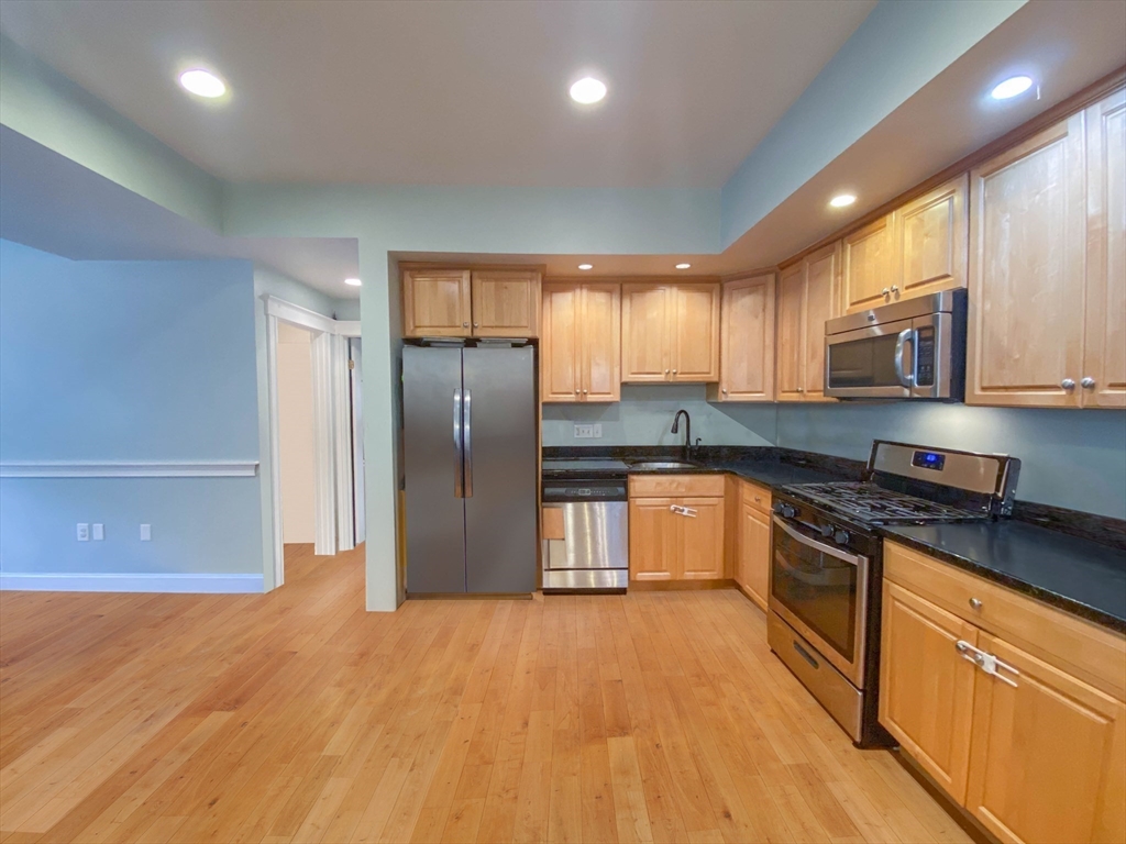 221 D St # 2