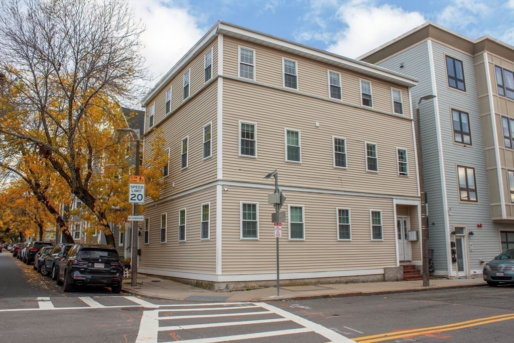 221 D St # 2