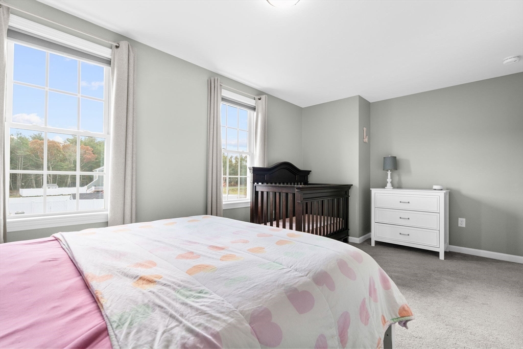 31 Copper Lantern Dr