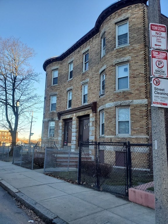 182 Walnut Ave # 3