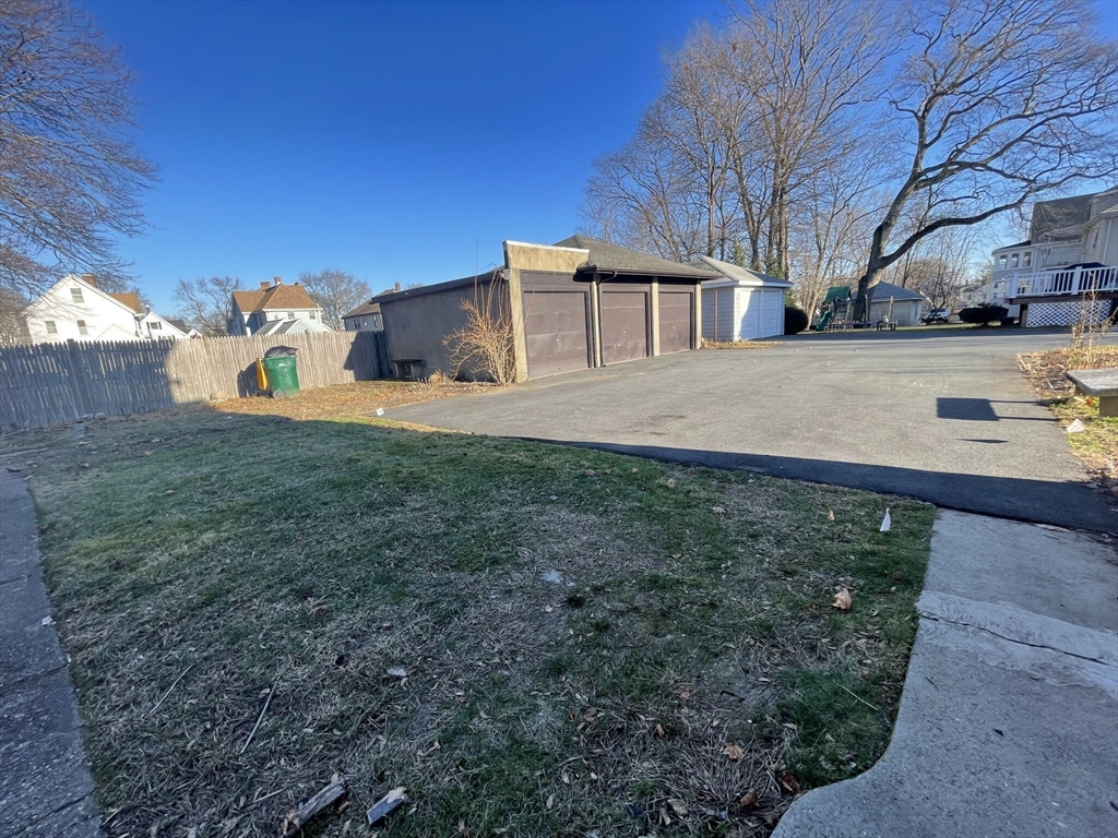 25 Florence Ave # 1