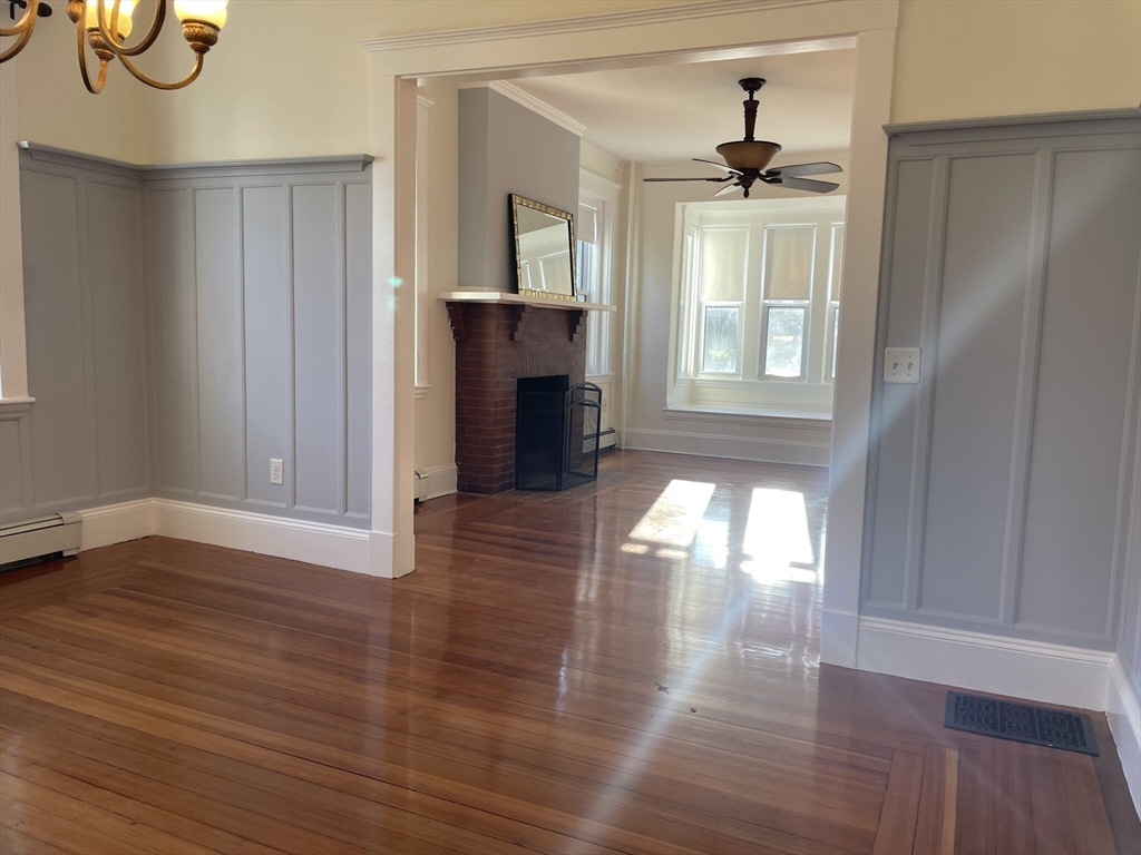 25 Florence Ave # 1