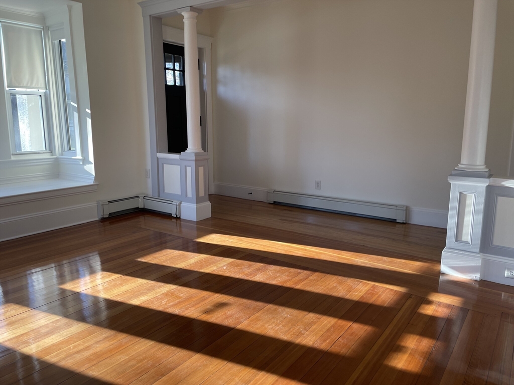 25 Florence Ave # 1