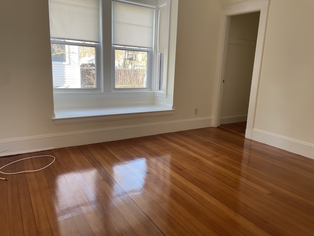 25 Florence Ave # 1