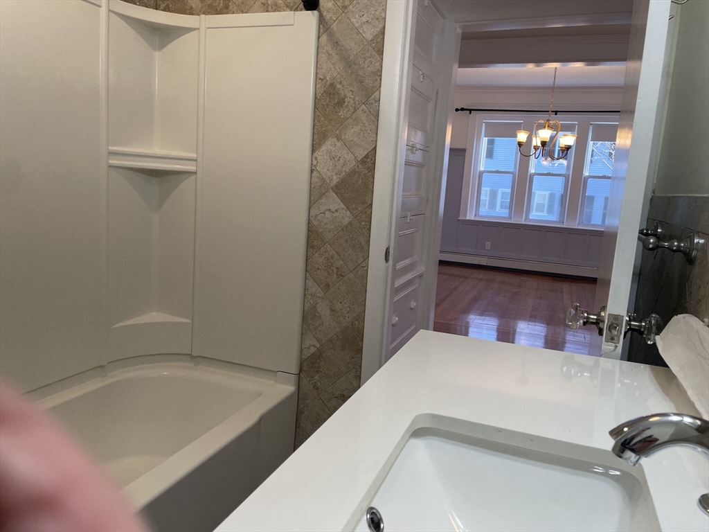 25 Florence Ave # 1