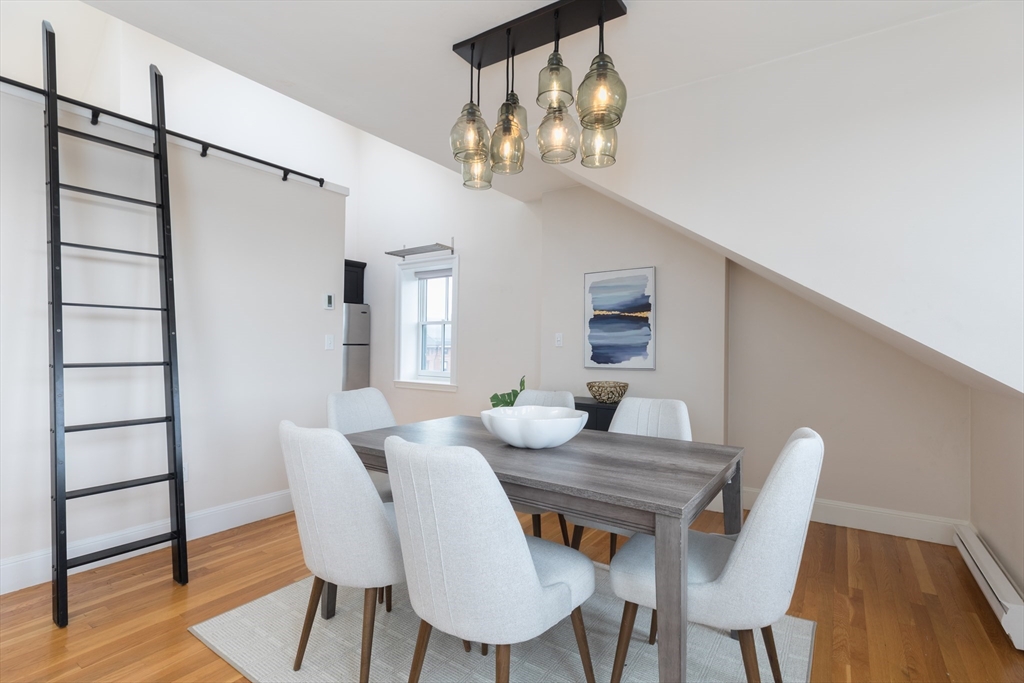 600 Massachusetts Ave # 4