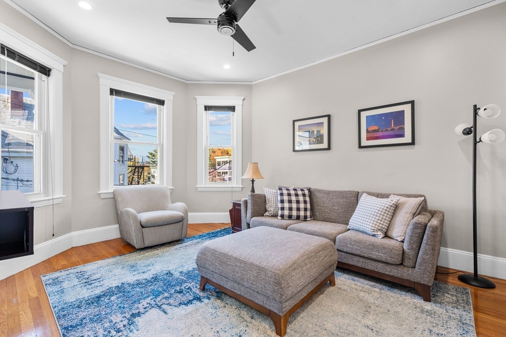 6 Glenside Ave # 2