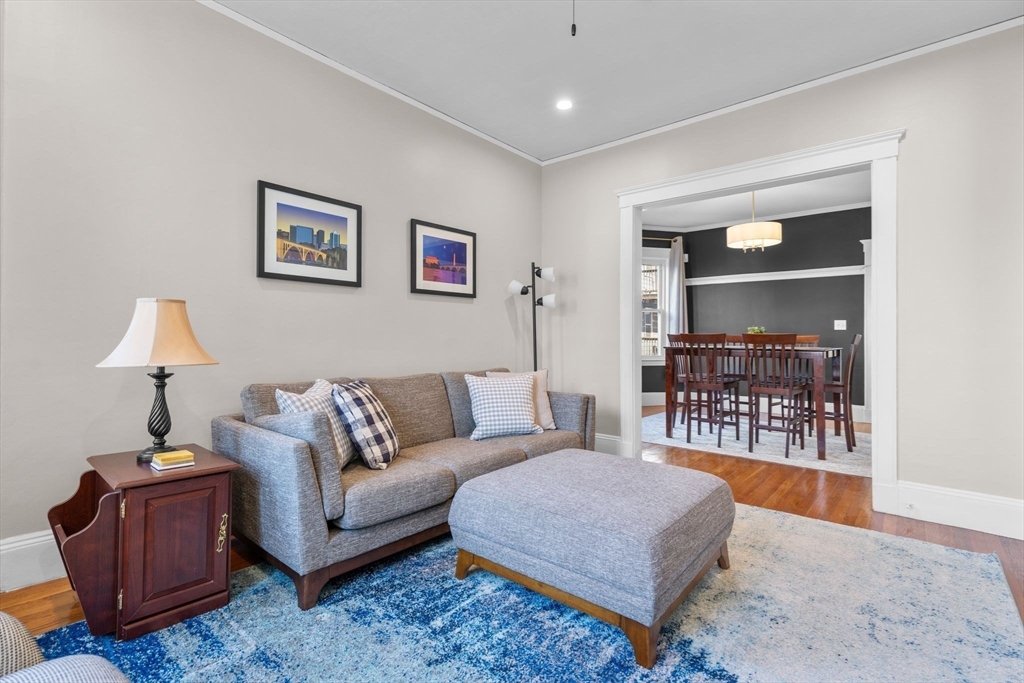 6 Glenside Ave # 2