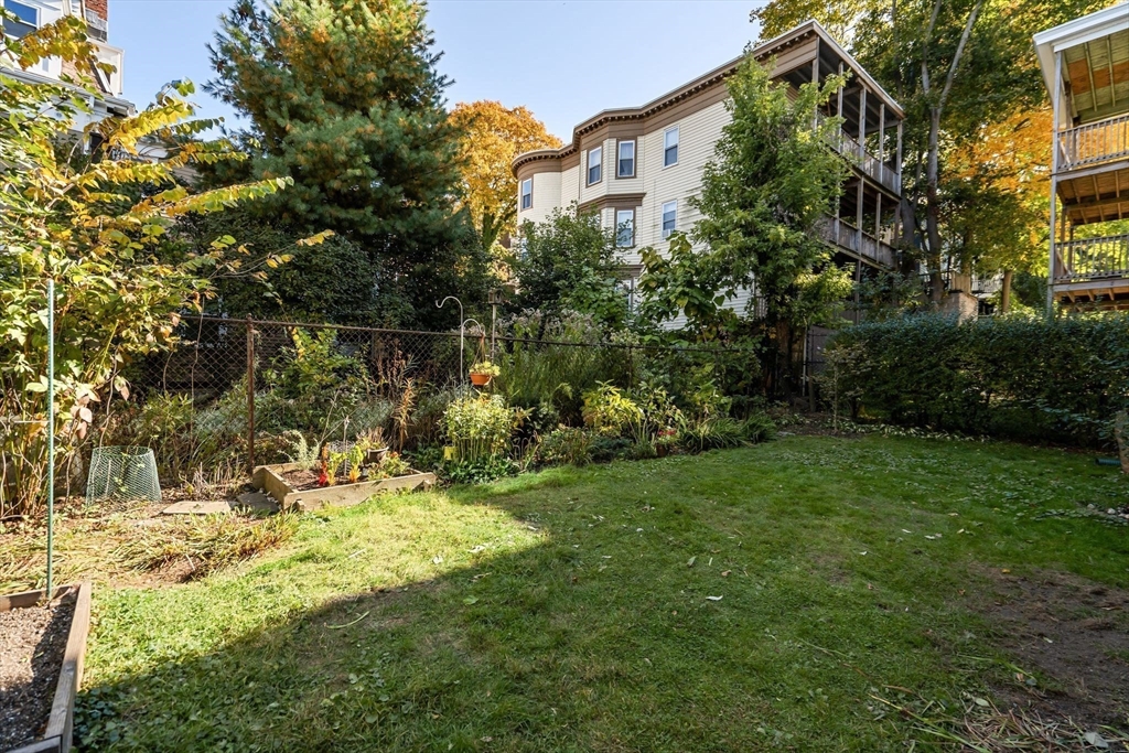 6 Glenside Ave # 2