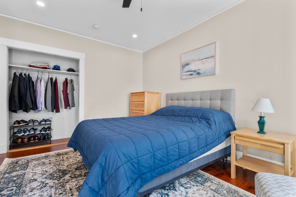 6 Glenside Ave # 2