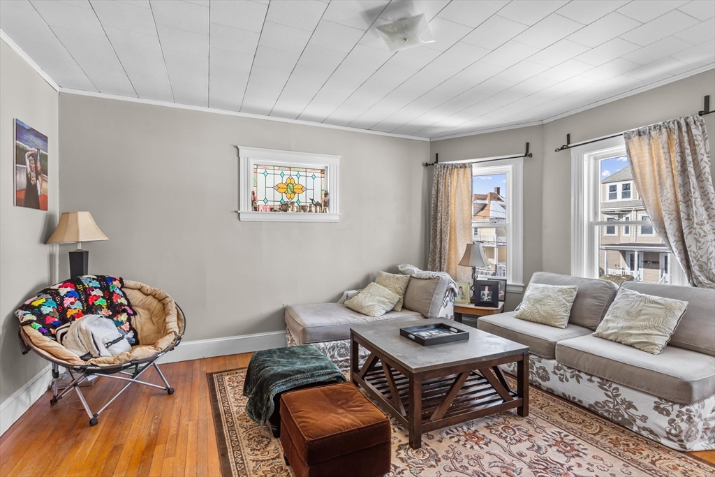 142-144 Winslow Ave
