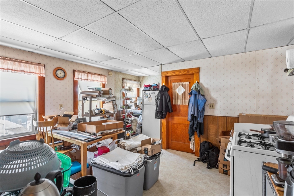 142-144 Winslow Ave