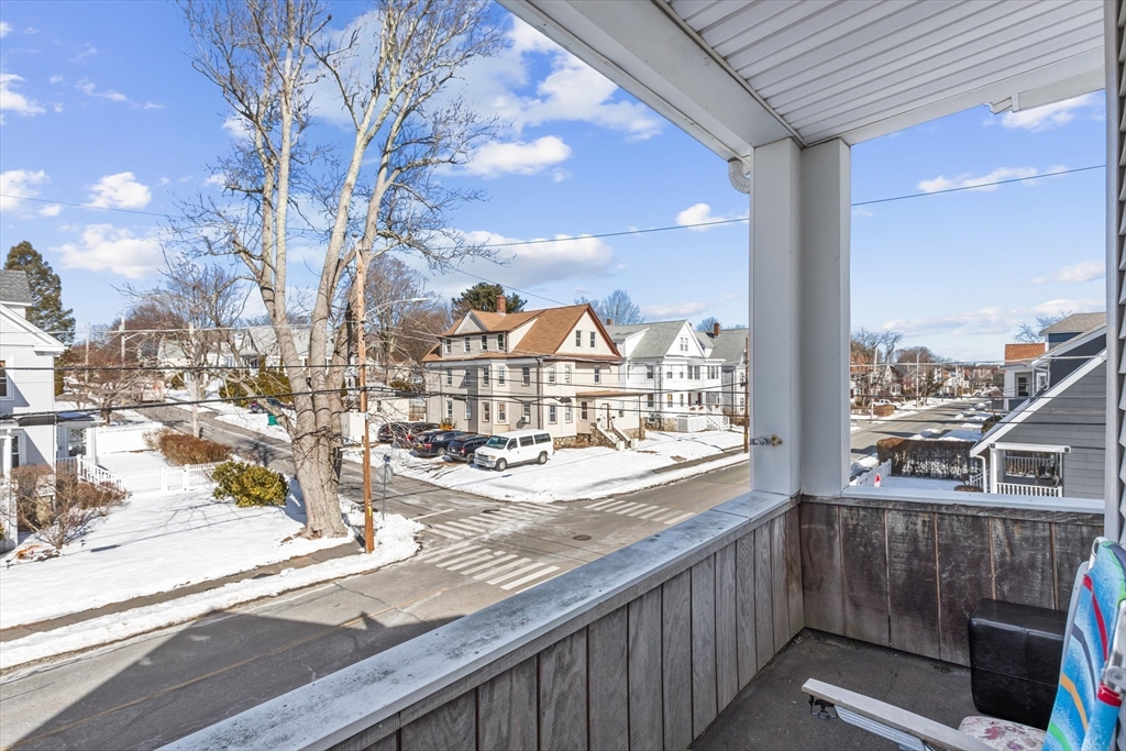 142-144 Winslow Ave