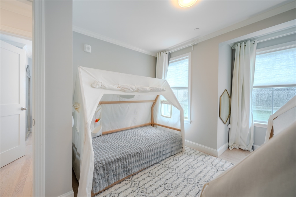 108 Gilman St # 1