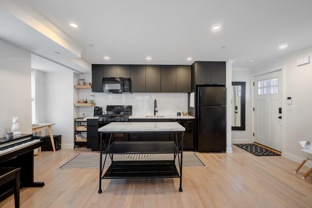 108 Gilman St # 1