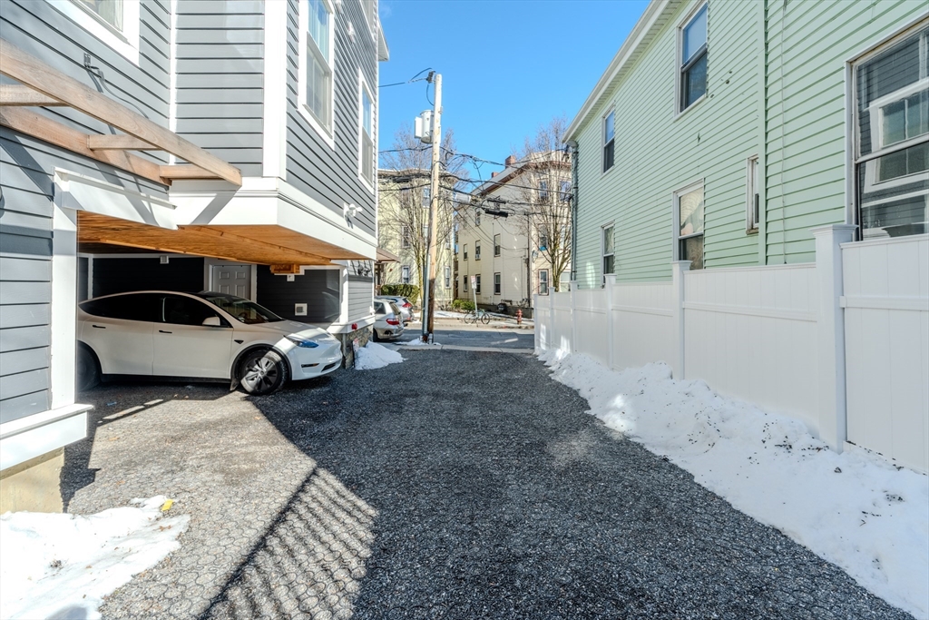 108 Gilman St # 1