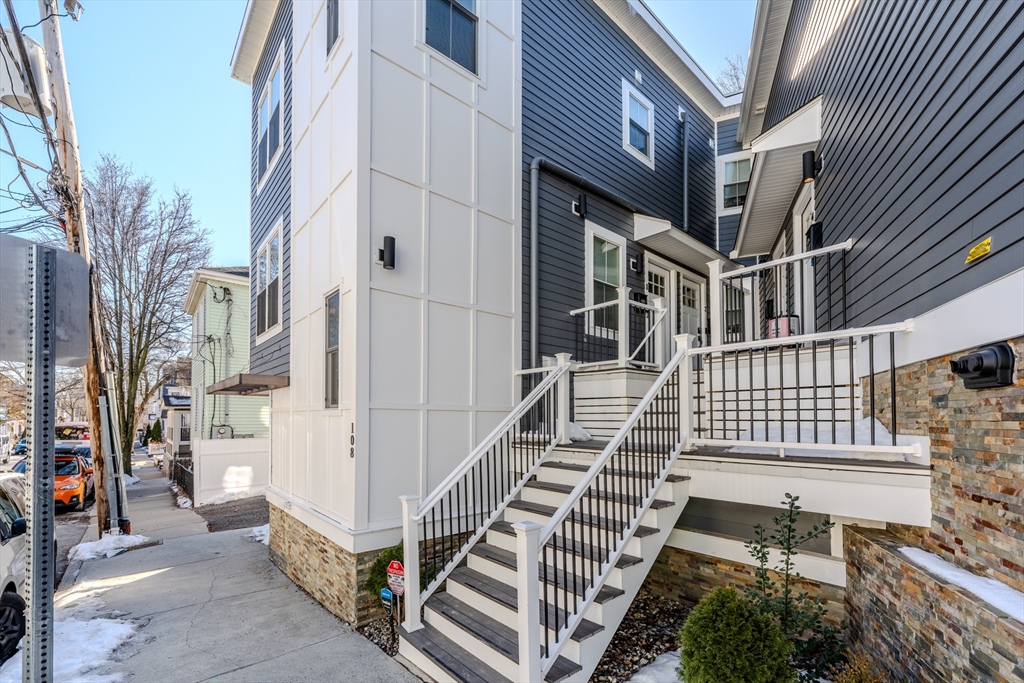 108 Gilman St # 1