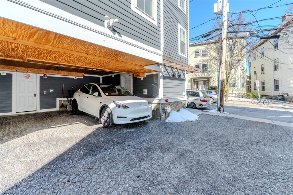 108 Gilman St # 1