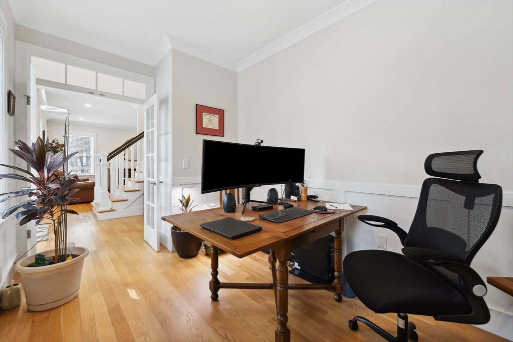 42 West Elm Street