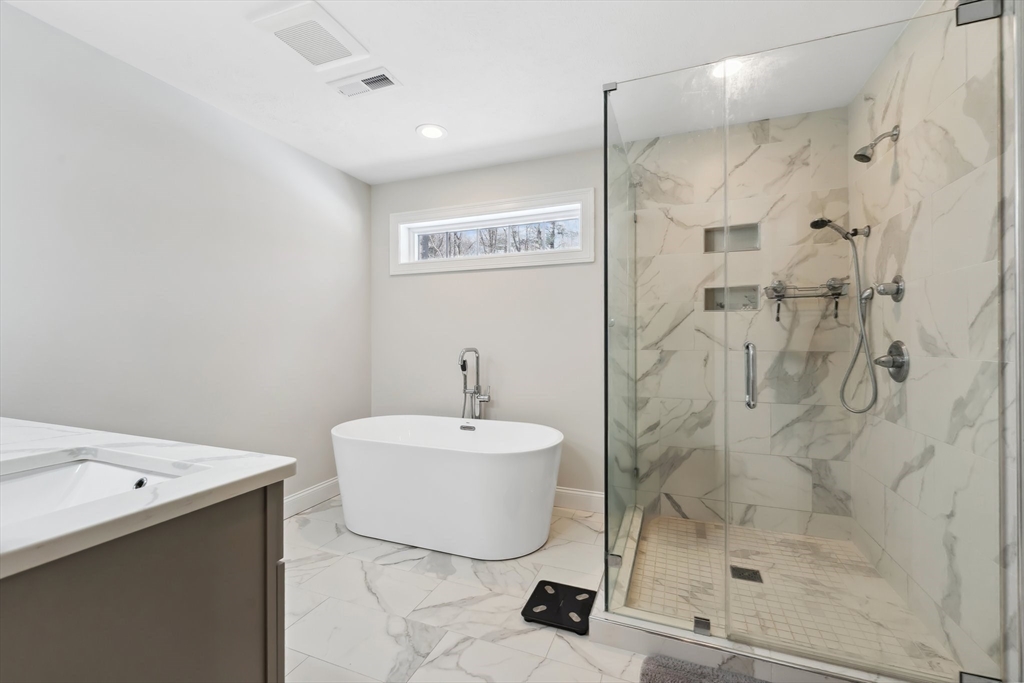 42 West Elm Street