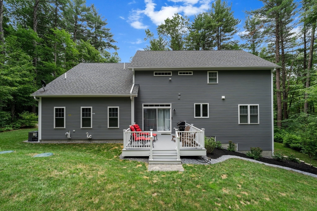 42 West Elm Street