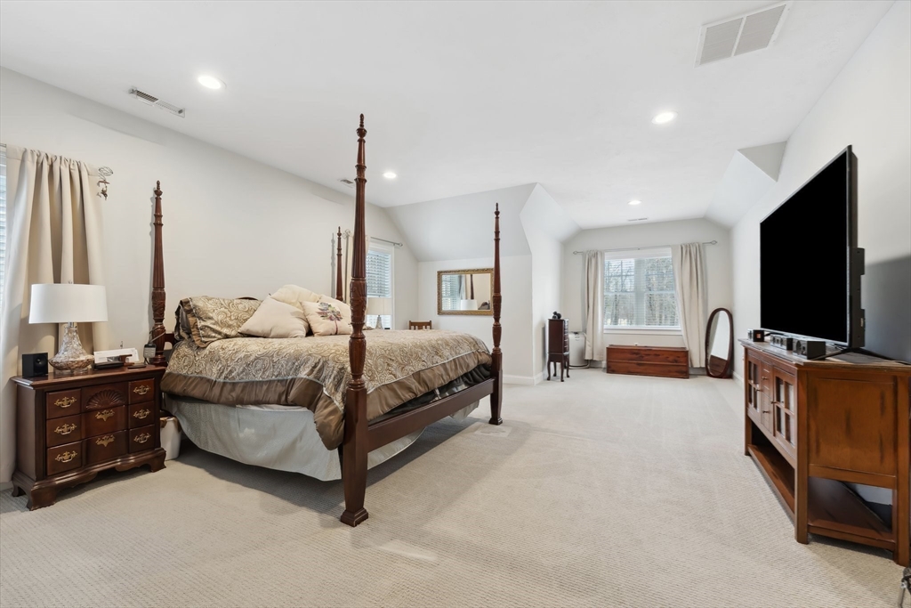 42 West Elm Street