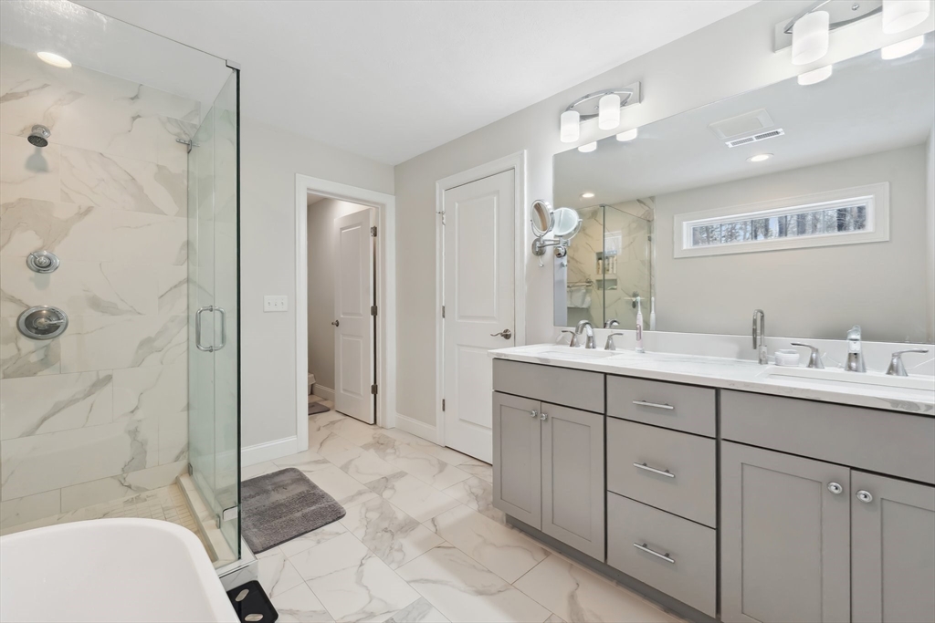 42 West Elm Street