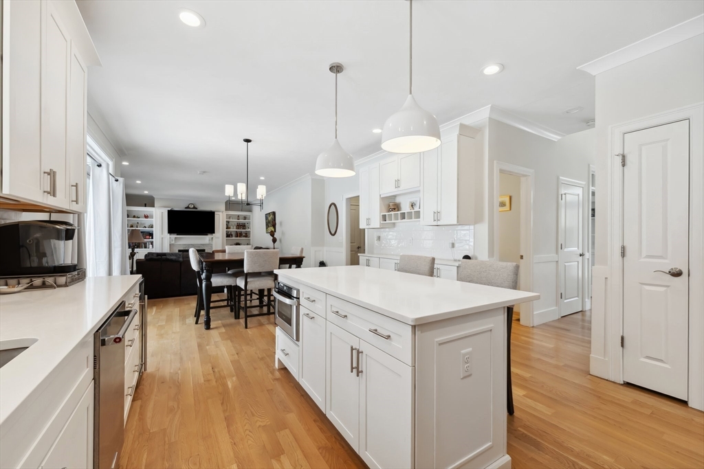 42 West Elm Street